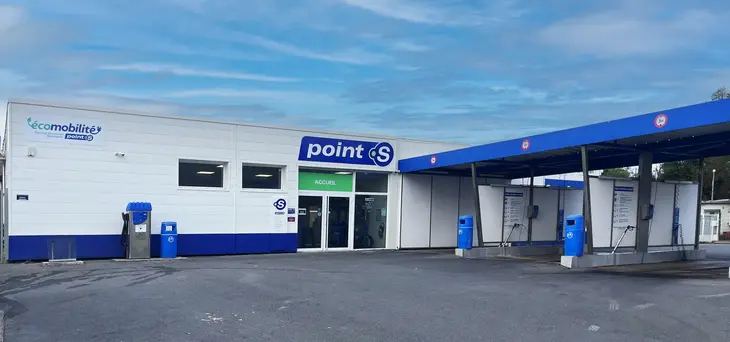 Pare-brise et vitrage automobile à La Rochelle (17) : faites confiance à Point S Glass !