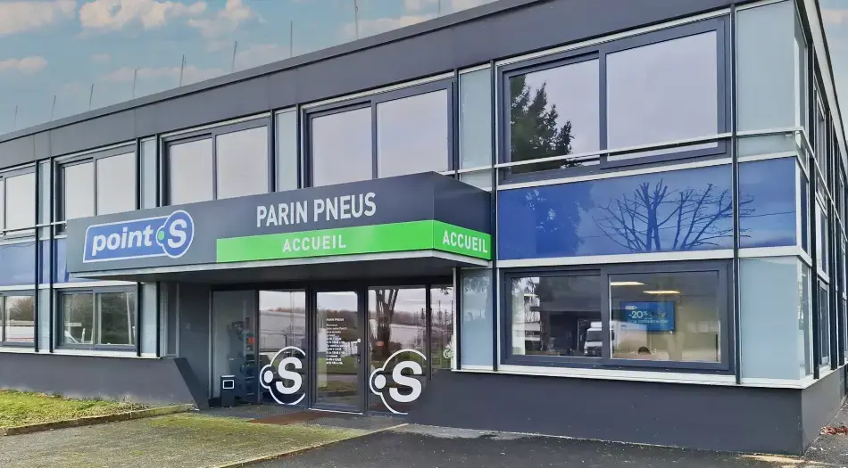 Point S Glass - Forges-les-Eaux