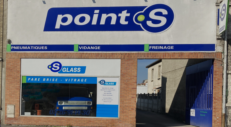 Point S Glass - Reims-Neufchatel