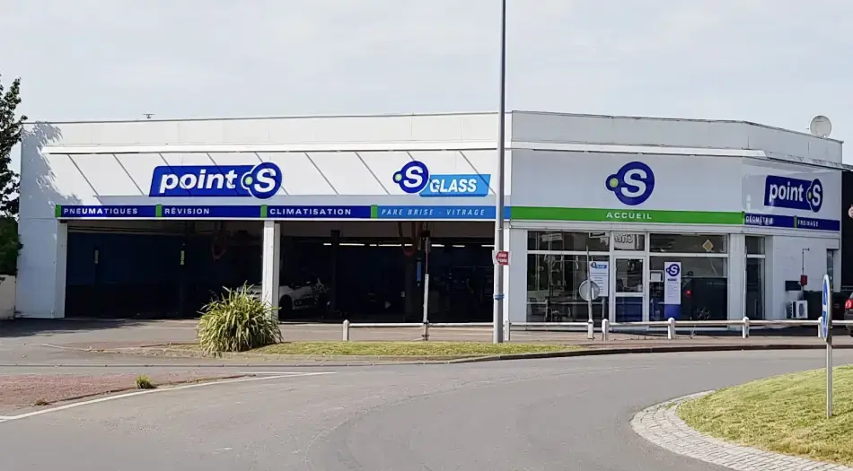 Point S Glass - Granville